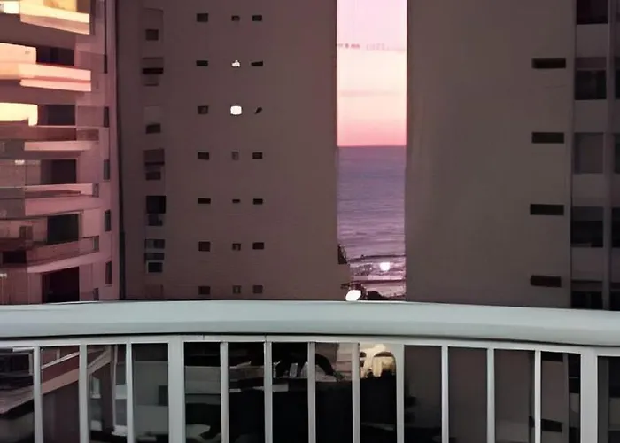 Apê da Mi - 2 minutos da Praia de Pintangueiras - Guarujá